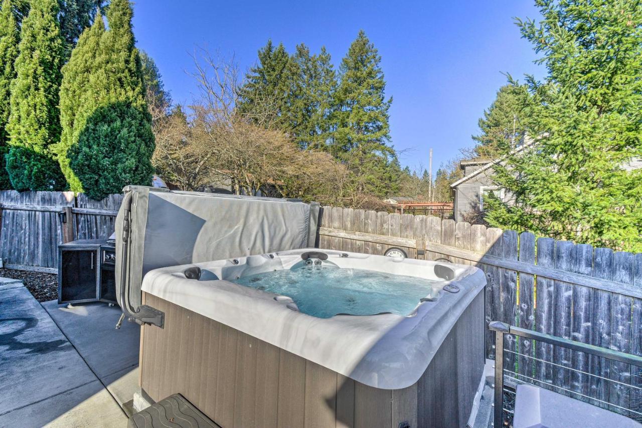 ברמרטון Puget Sound Cabin With Hot Tub And Water Views! מראה חיצוני תמונה
